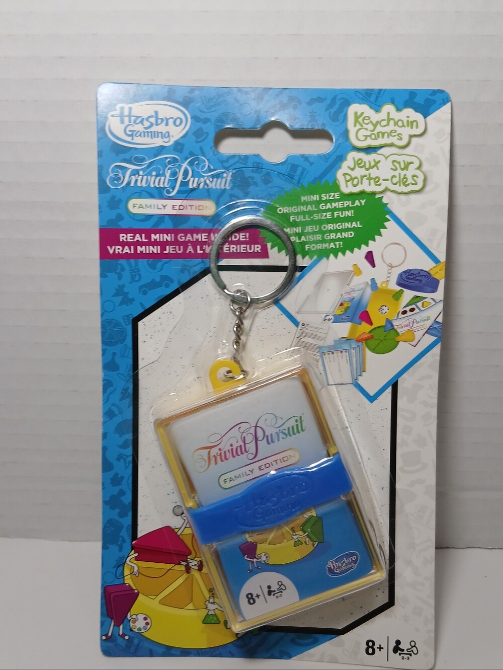 Trivial Pursuit Mini Game Keychain Hasbro Mini Size Full-Size Fun Family Edition